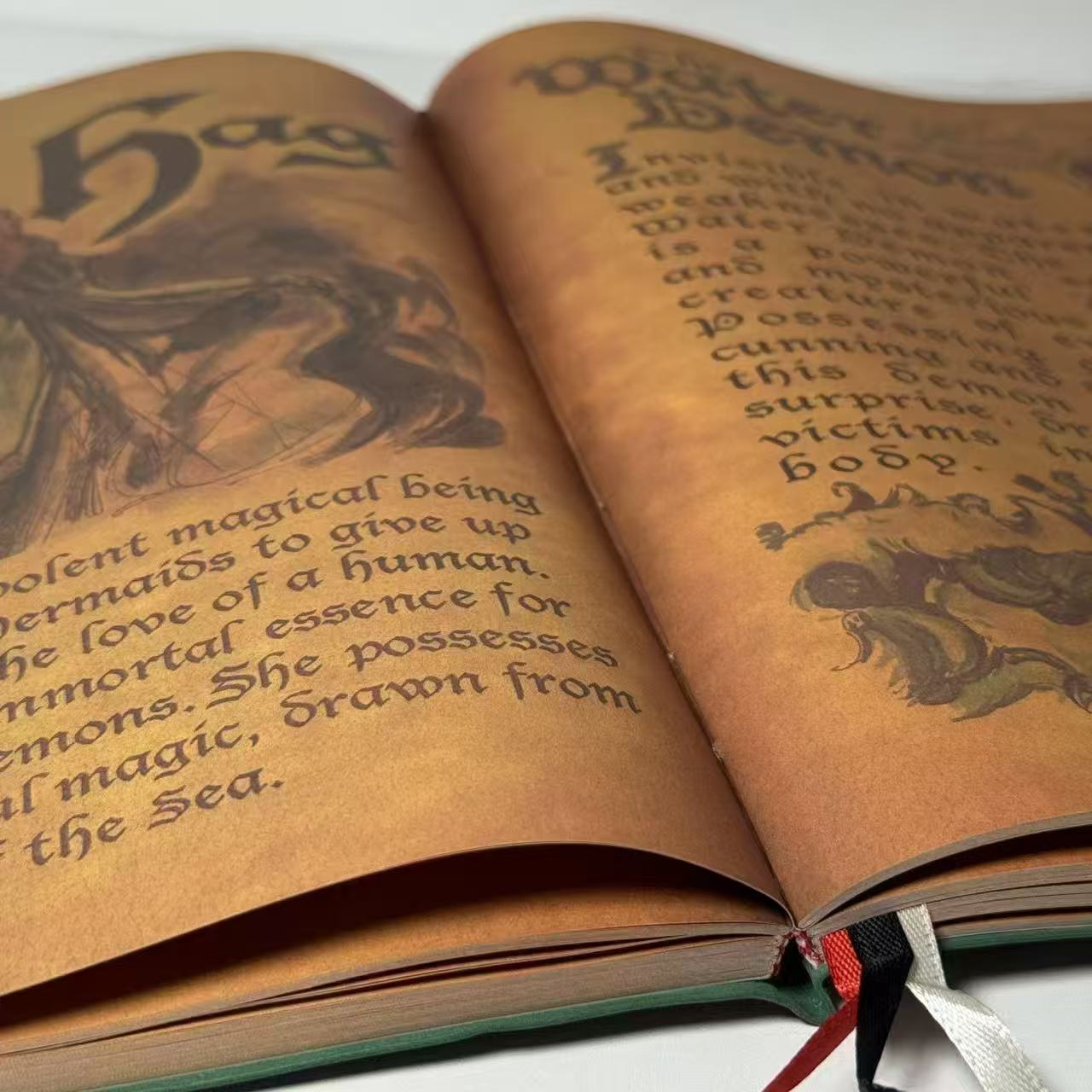 Celtic Triquetra Trinity Knot  - огляд і ціна Journal Leather Hardcover