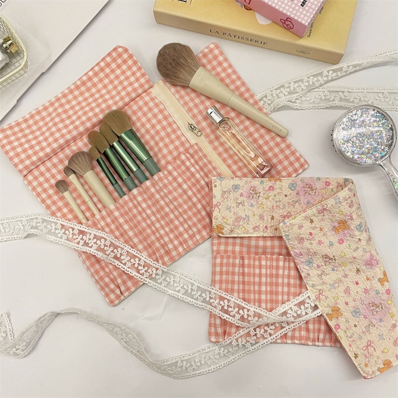 Cute Cartoon Embossed Pencil R - огляд і ціна Pen Pouch Roll